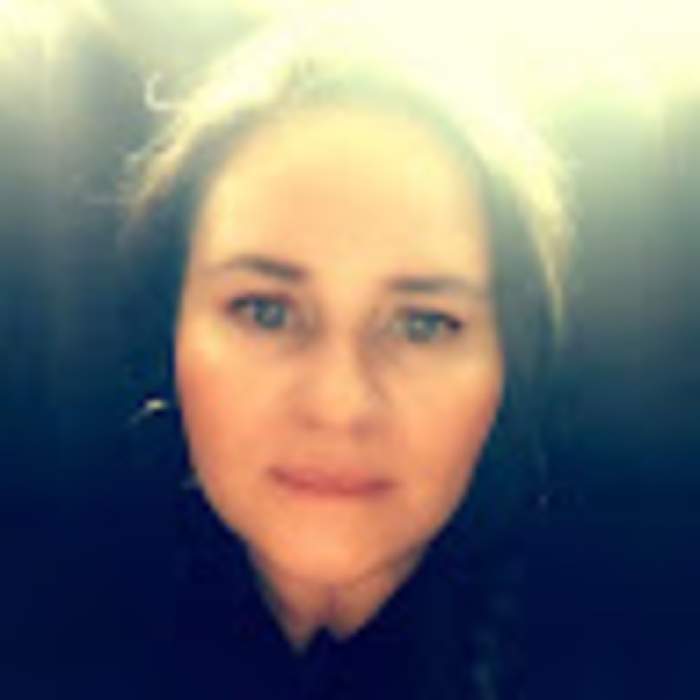 Meet your Posher, Esther